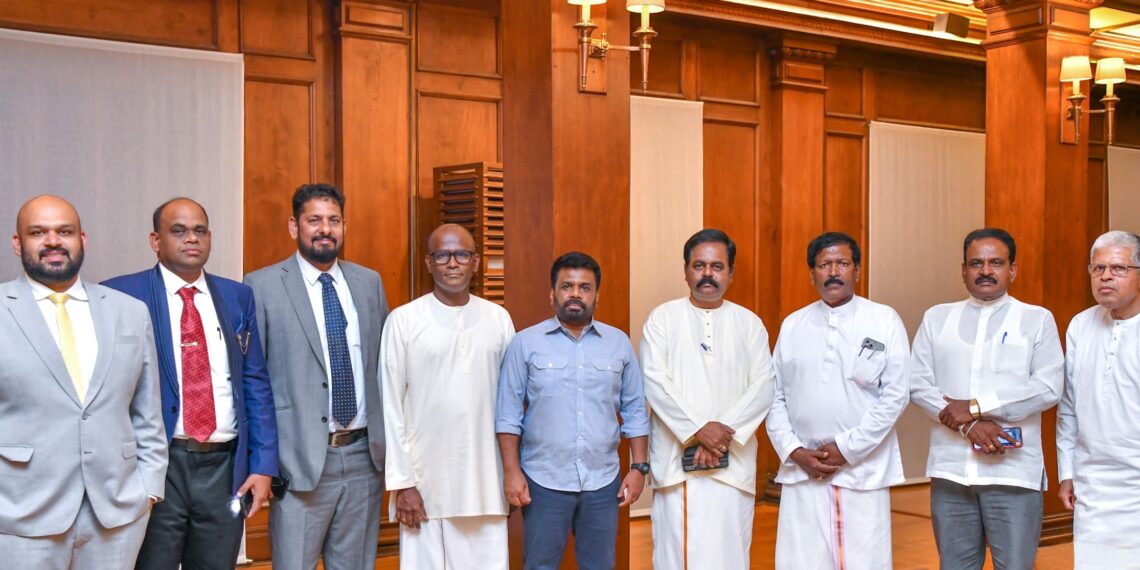 இலங்கை தமிழரசுக் கட்சி பாராளுமன்ற உறுப்பினர்களுடன் ஜனாதிபதி சந்திப்பு