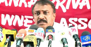 தனியார் பஸ் சேவைகள் 50%மாக குறைக்கப்படும் – கெமுனு விஜேரத்ன